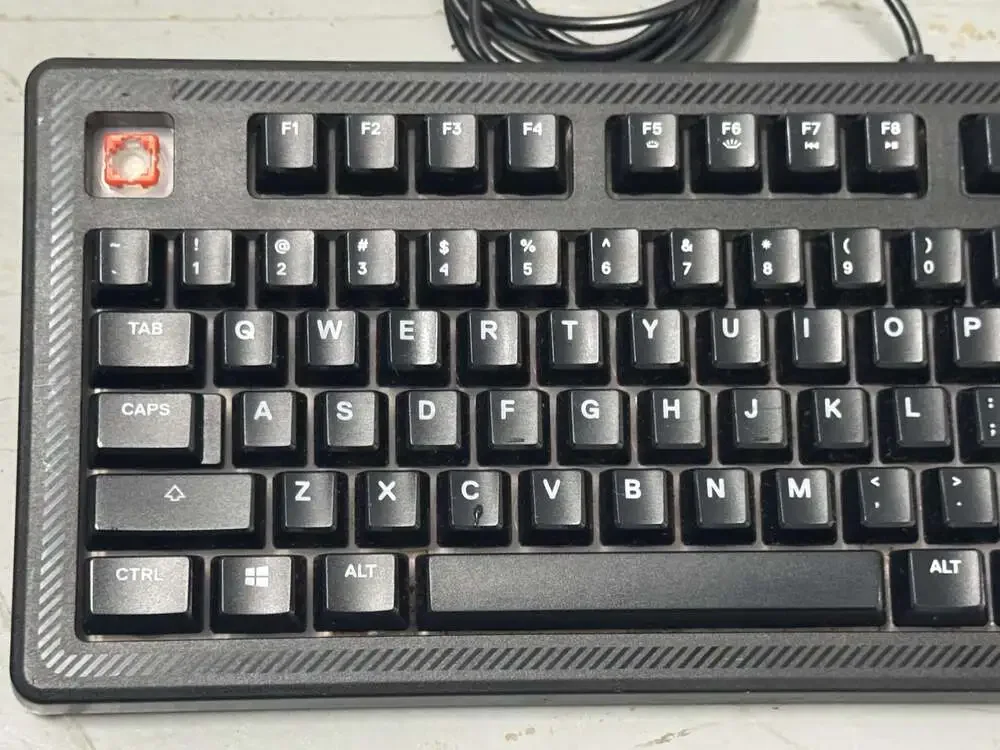 SteelSeries Apex 100 Gaming Keyboard USB KB-00004